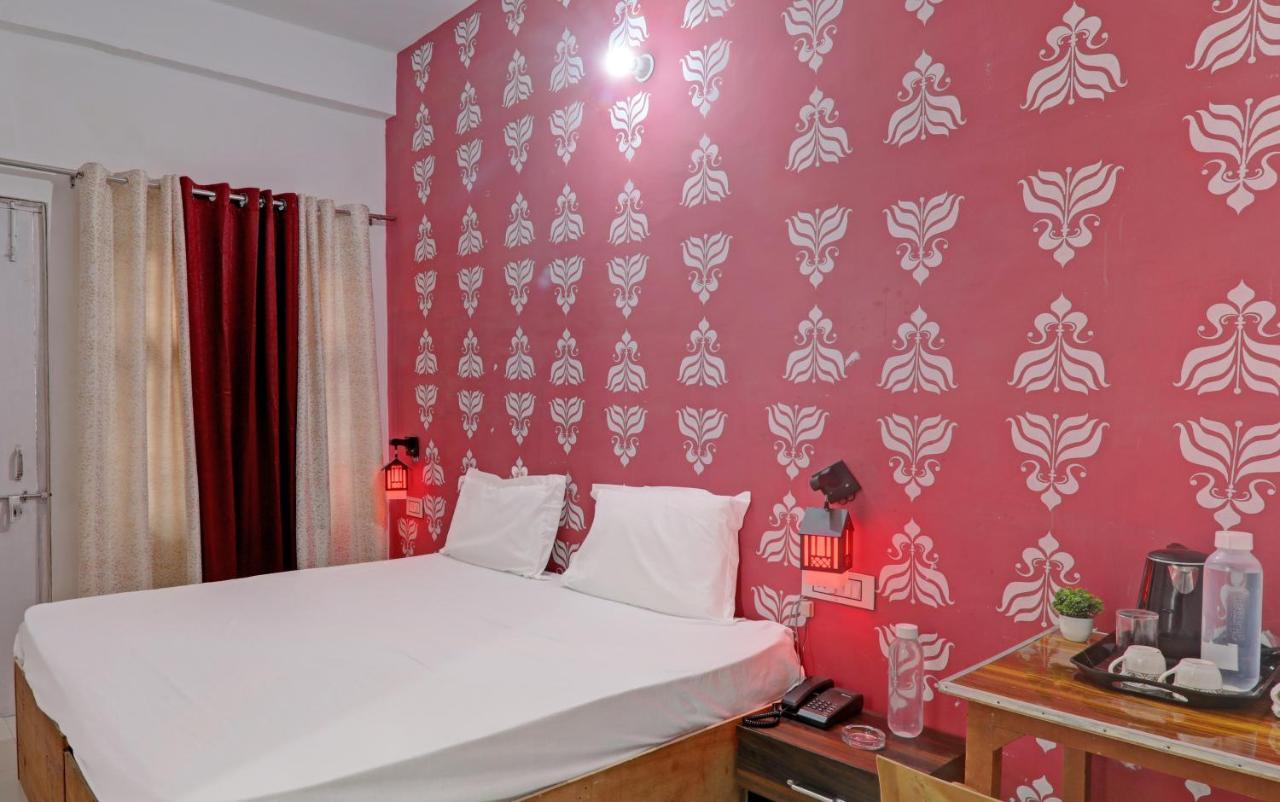 Pura Raghunāth Hotel O Surya Inn מראה חיצוני תמונה