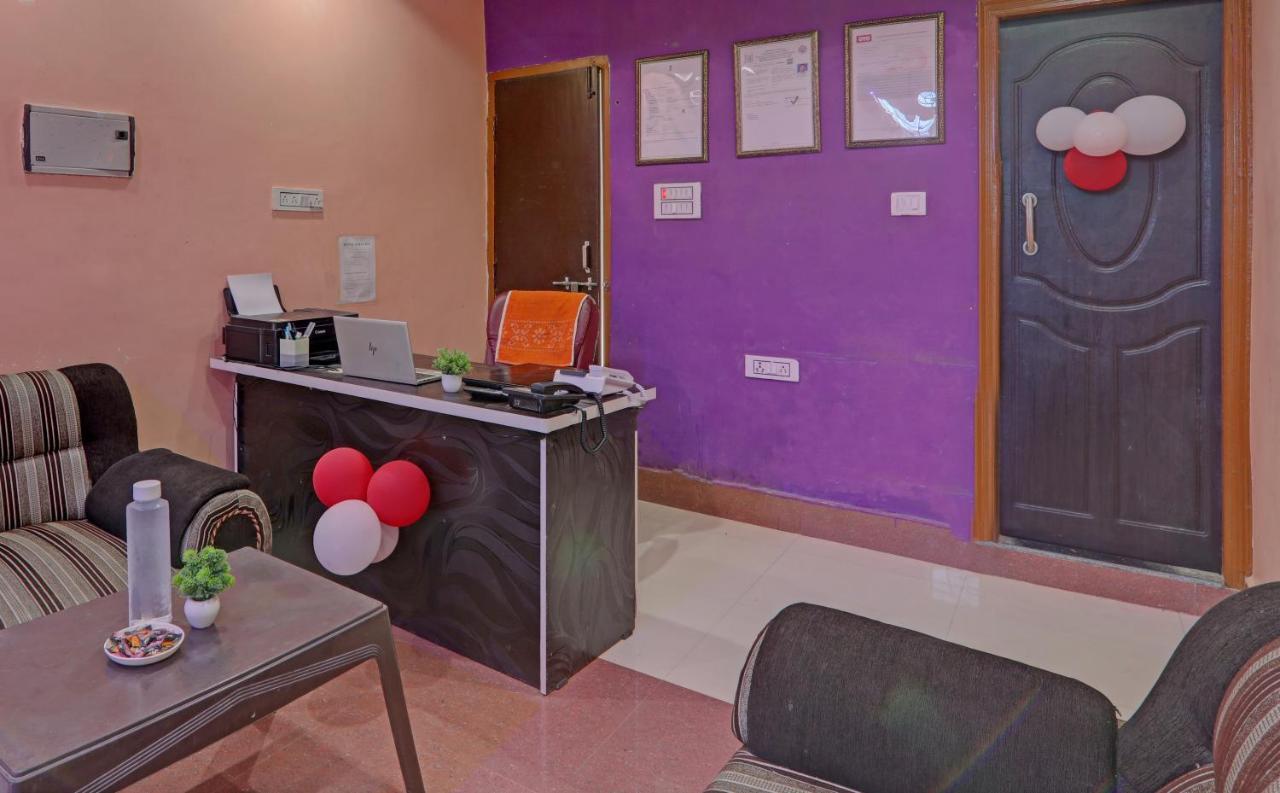 Pura Raghunāth Hotel O Surya Inn מראה חיצוני תמונה
